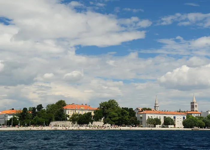 Caprice Apartman Zára